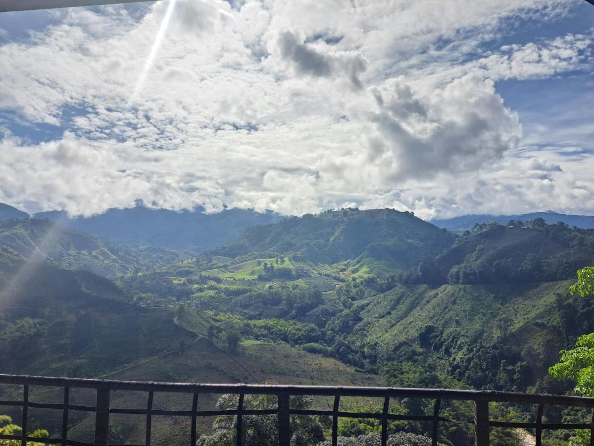 Finca Campestre Villa Del Campo Санта-Роса-де-Кабаль Екстер'єр фото